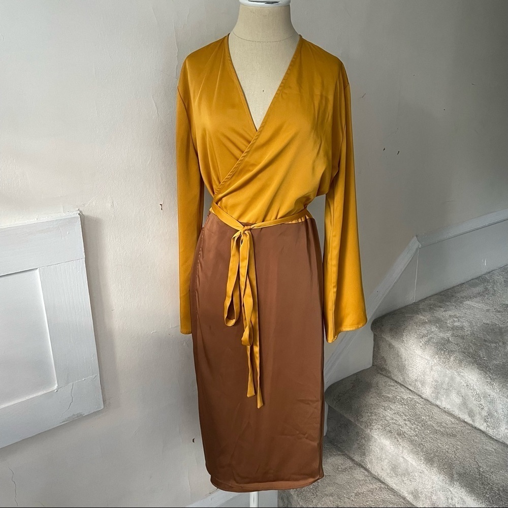 House of Lancry Yellow Brown Two Tone Crepe Satin Long Sleeve Wrap Dress EUC M - Picture 1 of 11
